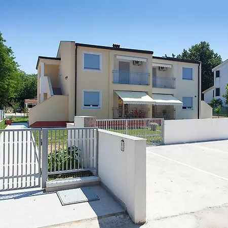 Apartment Felix Porec Exterior photo